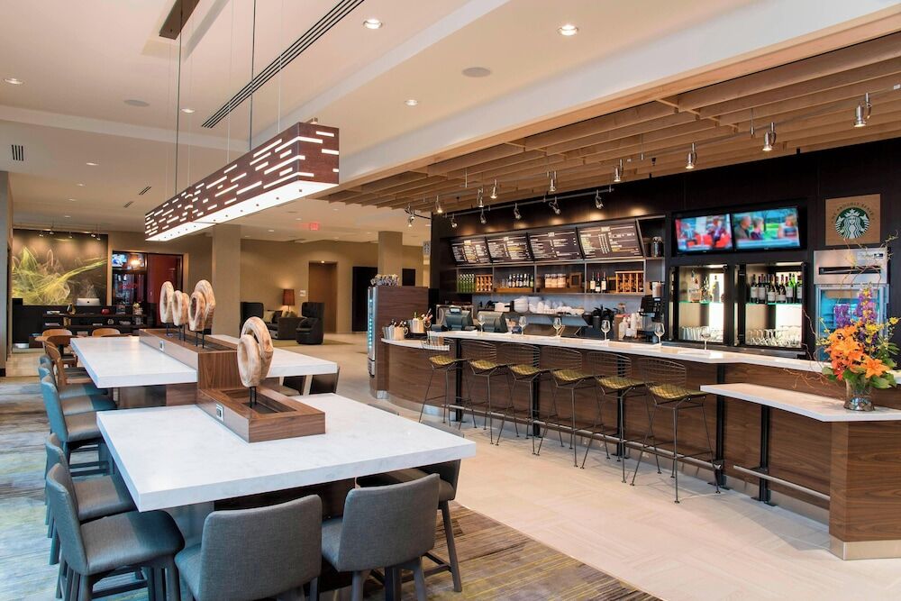 Picture of Courtyard by Marriott Holland Downtown