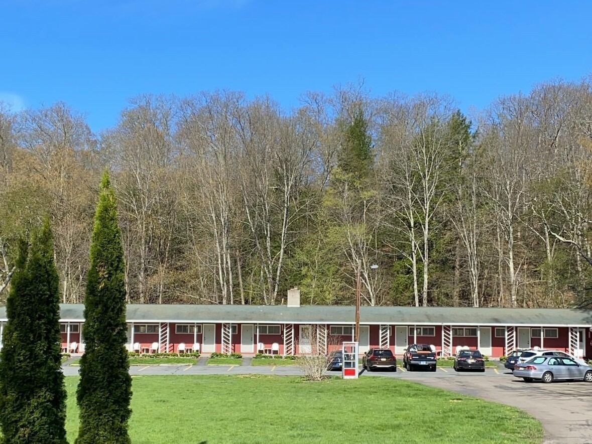 Picture of Roscoe Motel