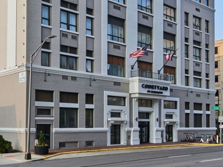 Picture of Courtyard Columbus Downtown