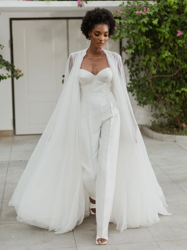 Cape Wedding Dresses ☀ Bridal Capes ...