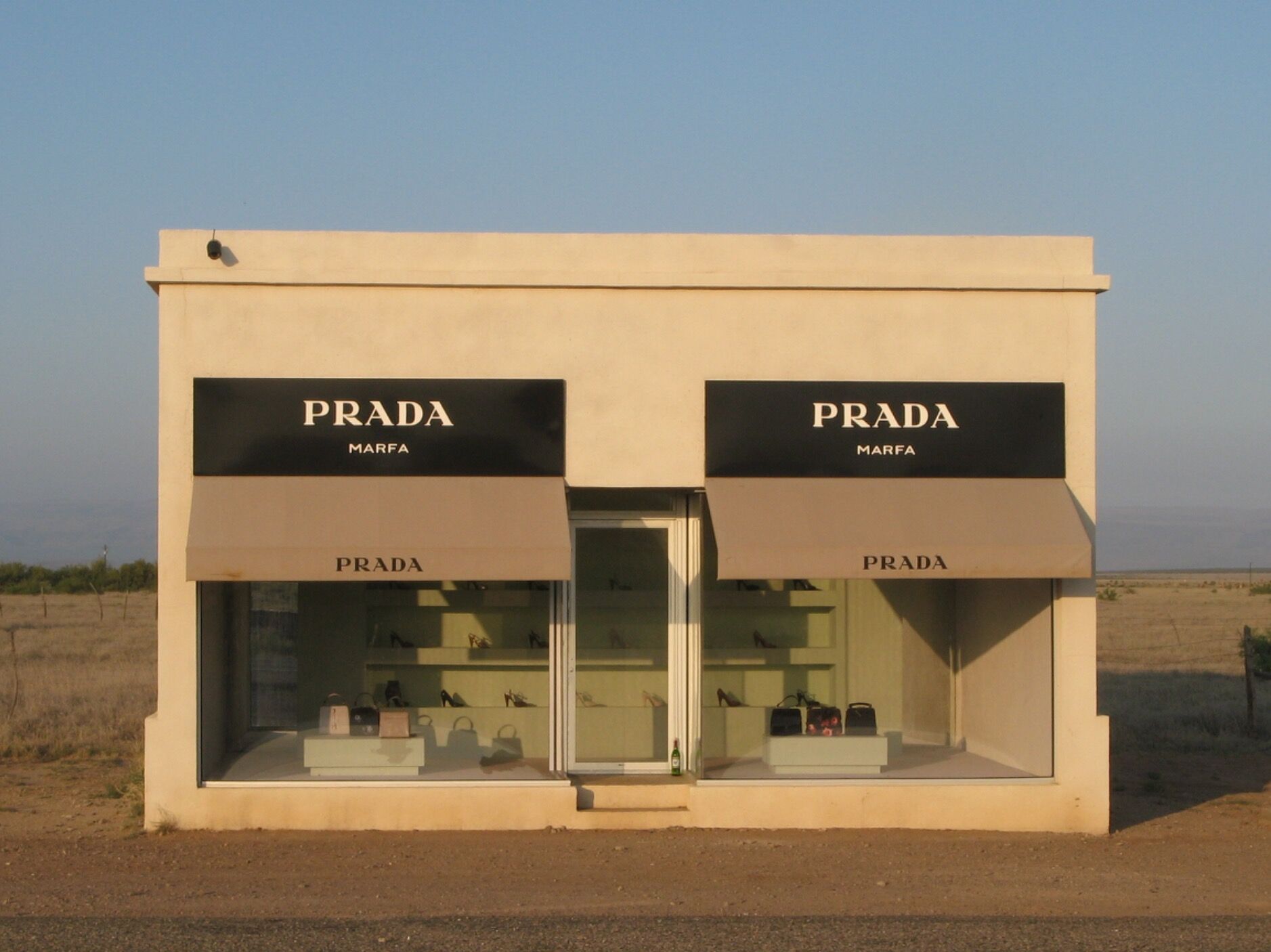 Picture of Prada Marfa