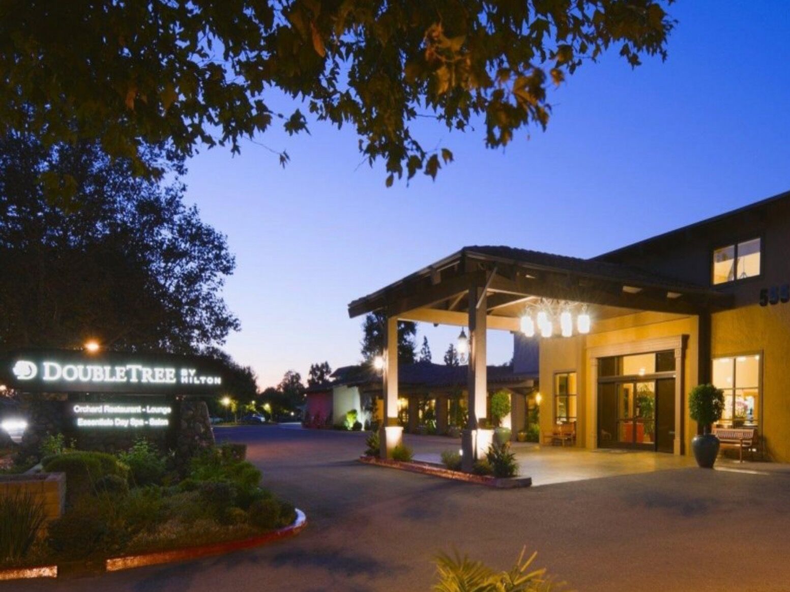Picture of DoubleTree by Hilton Hotel Claremont