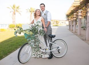Since much of their relationship was spent long-distance, it was no surprise that Kate Gillingham (27 and in real estate) and Brett Milke (29 and a sp