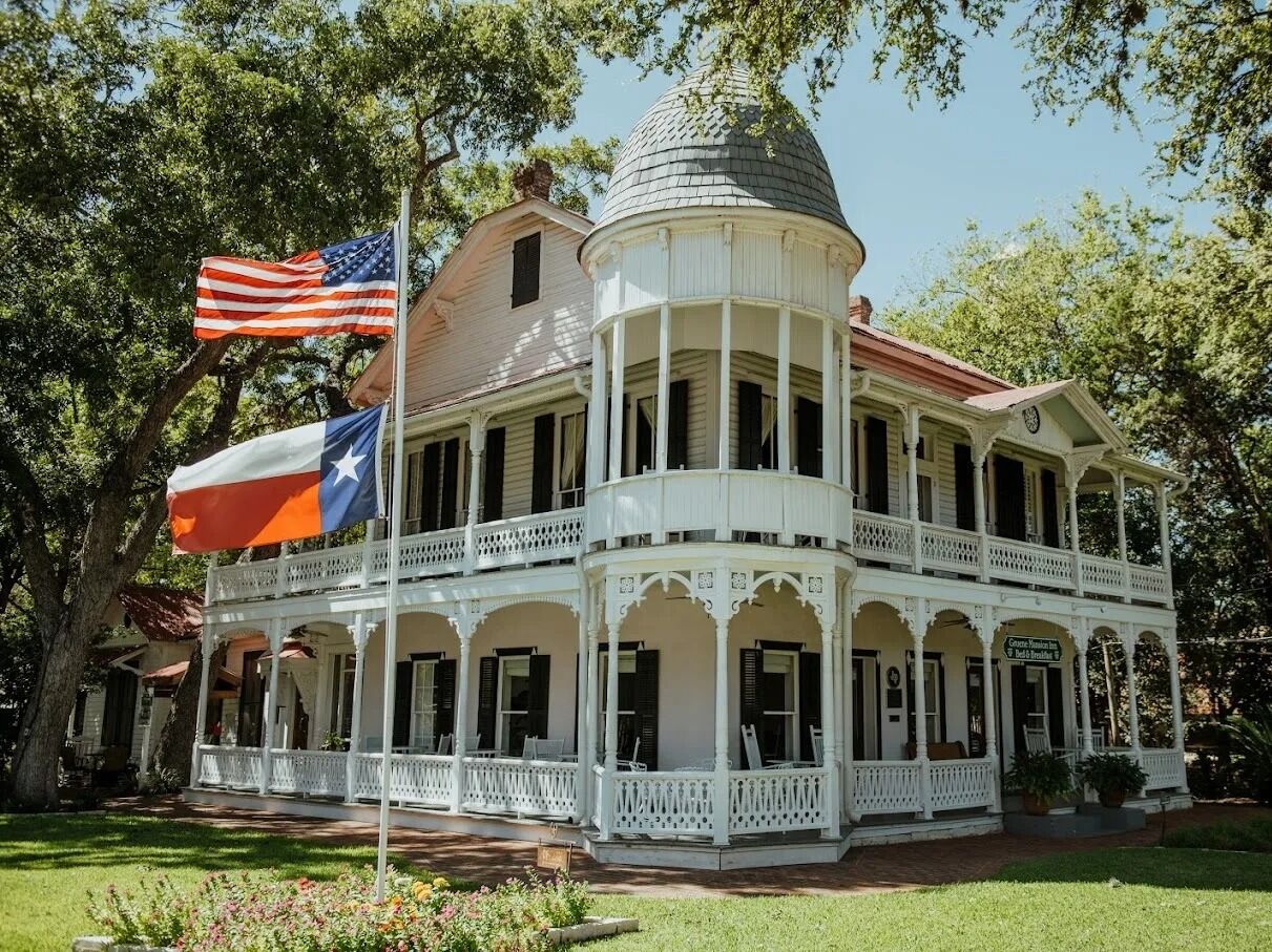 Picture of Gruene Mansion Inn