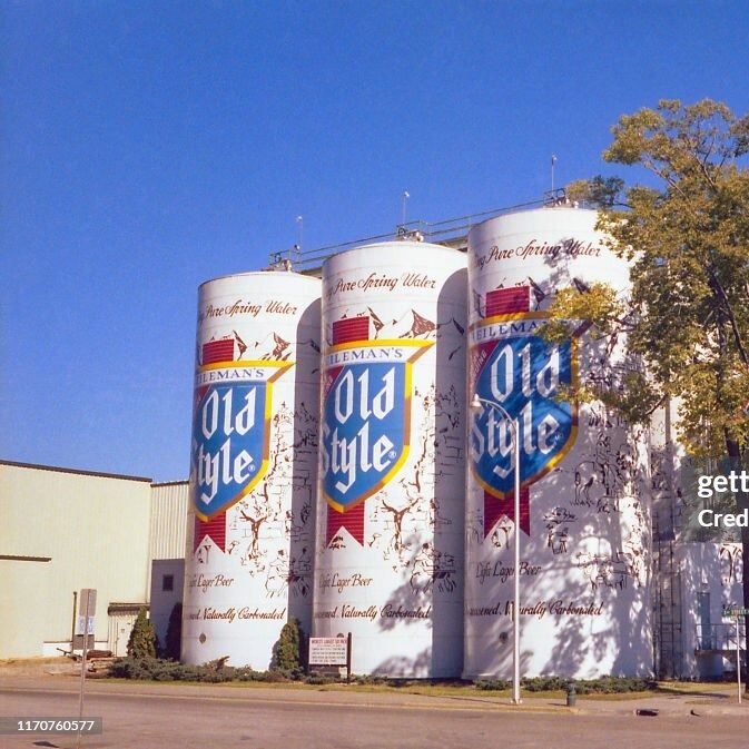 Picture of World's Largest Six-Pack