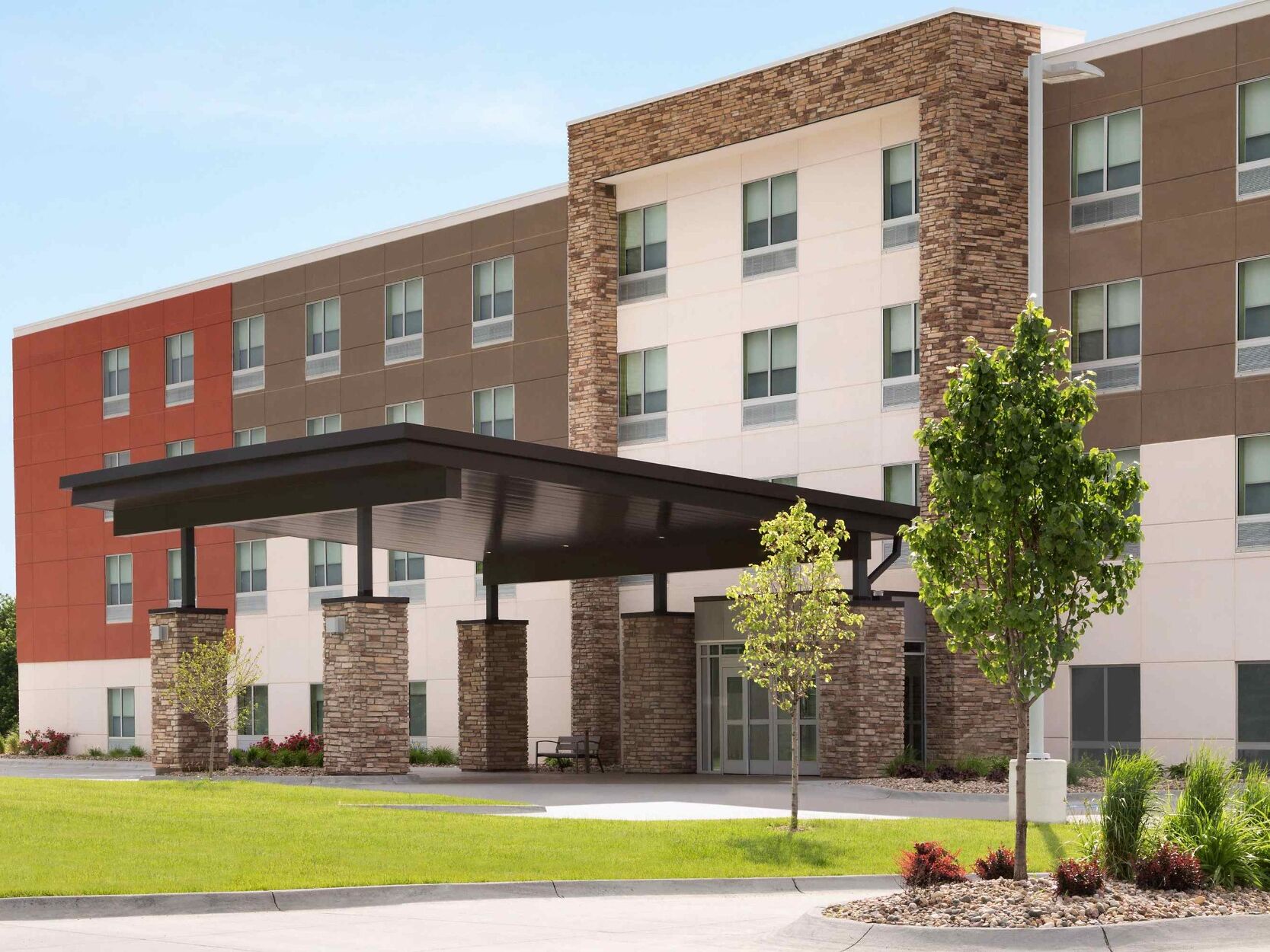 Picture of Holiday Inn Express Newport North - Middletown, an IHG Hotel