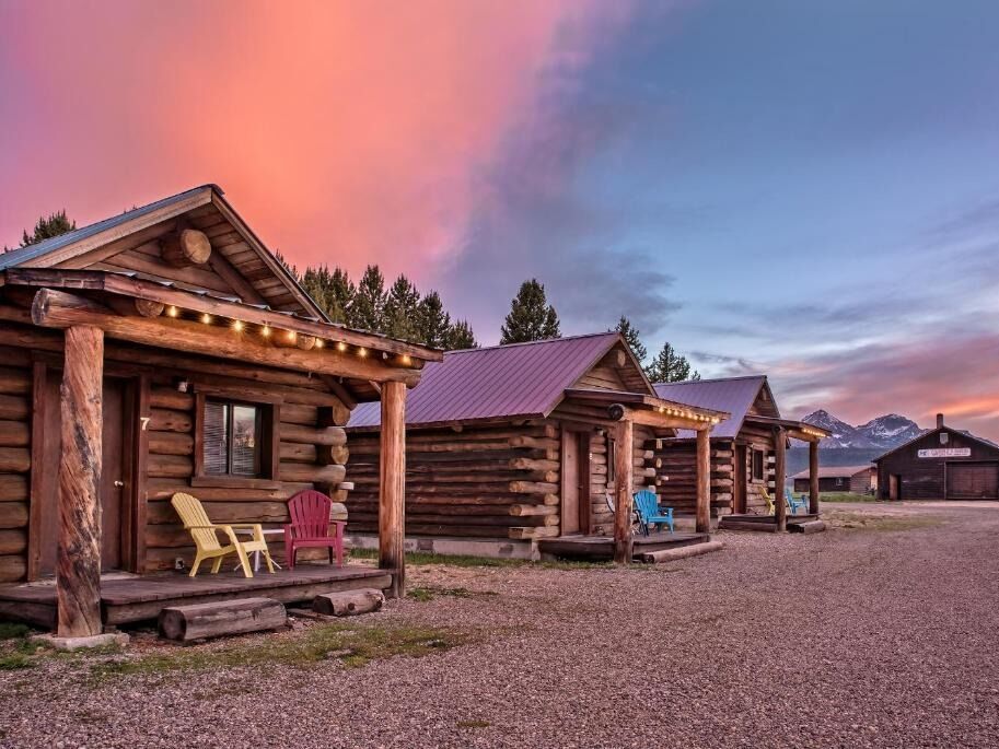 Picture of Triangle C Cabins
