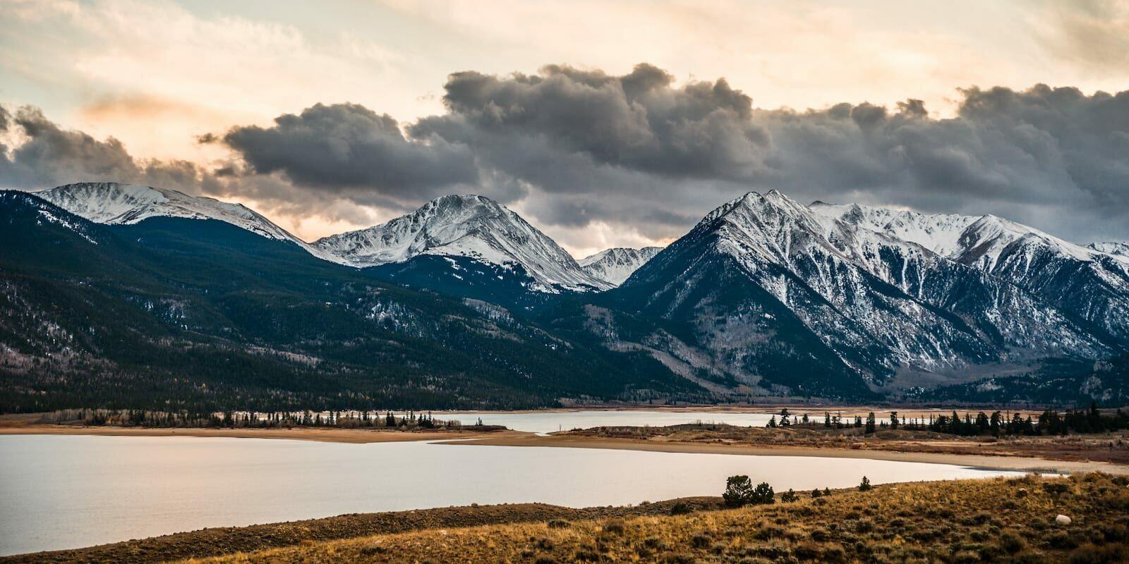 Picture of Twin Lakes