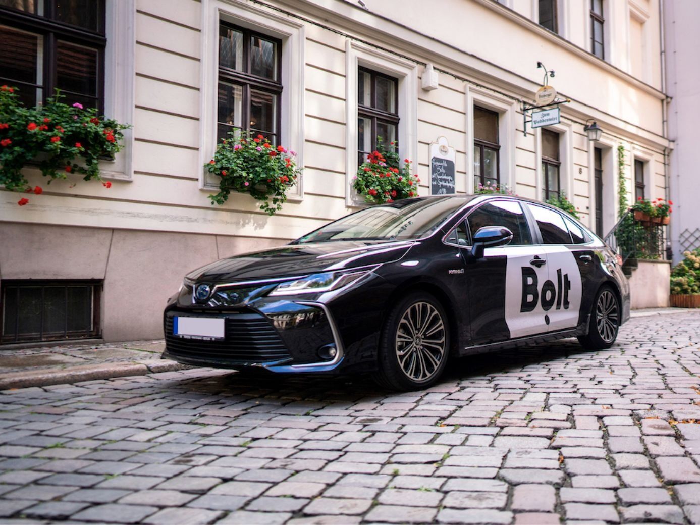 Picture of Bolt or Uber