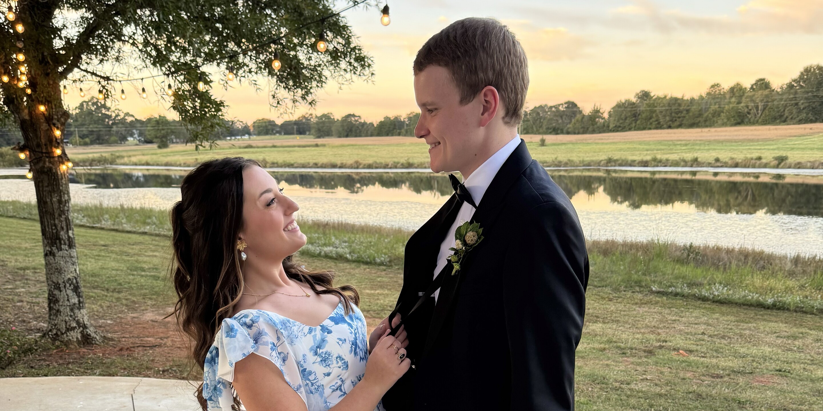 Abby & Hayes Home Page Banner