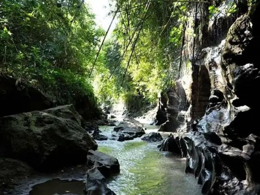 Picture of Hidden Canyon Beji Guwang