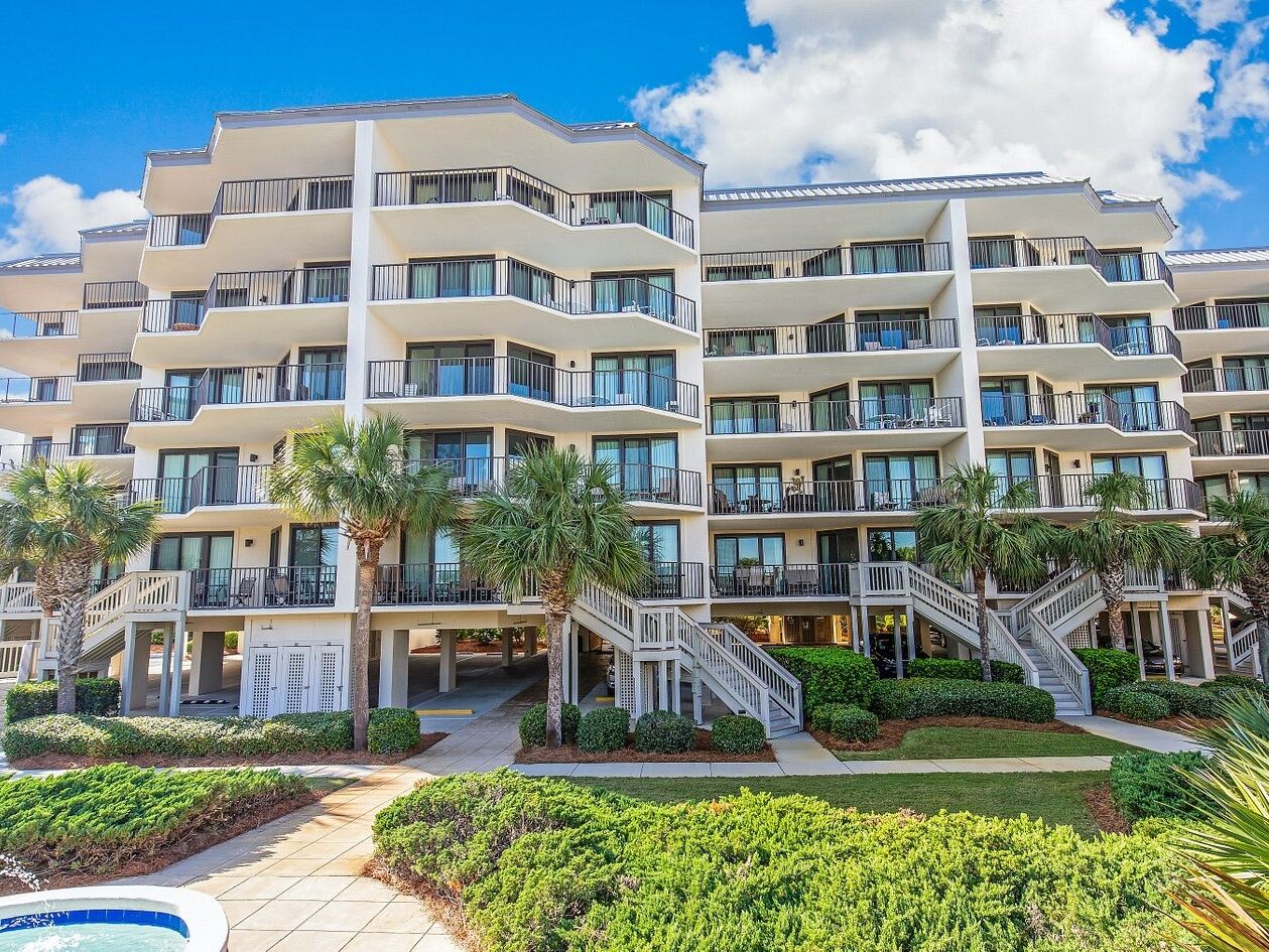 Picture of Litchfield Beach and Golf Resort