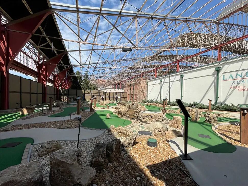 Picture of St. Louis Union Station Mini Golf