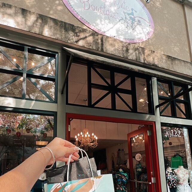 Picture of Traveling Chic Boutique Greenville