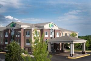 Picture of Holiday Inn Express Hotel & Suites