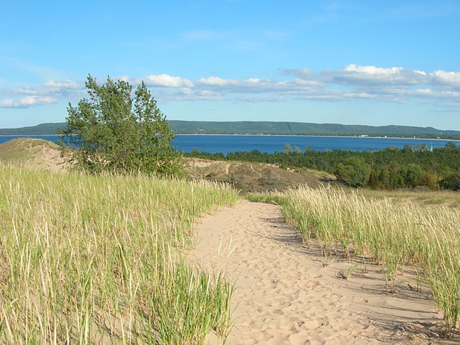 Picture of Sleeping Bear Point Trailhead