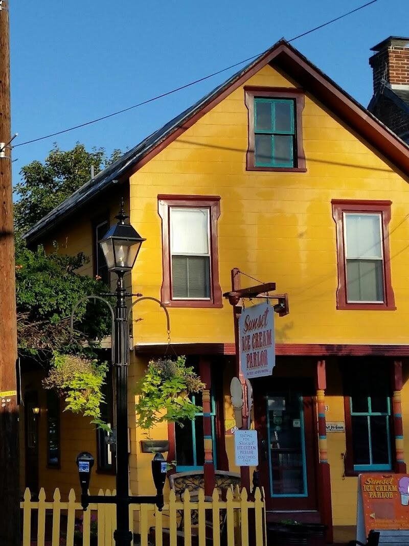 Picture of Sunset Ice Cream Parlor