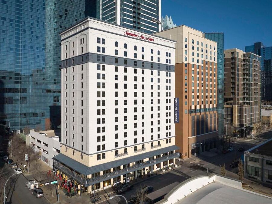 Picture of Hampton Inn & Suites