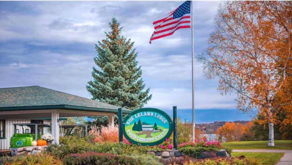 Picture of The Leland Lodge