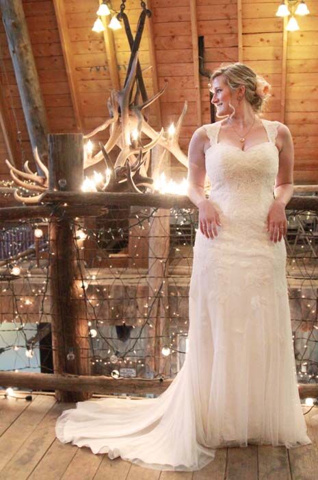 A Country Chic Wedding at The Barn at Evergreen Memorial Park in