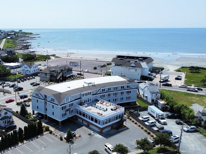 Picture of Atlantic Beach Hotel Newport