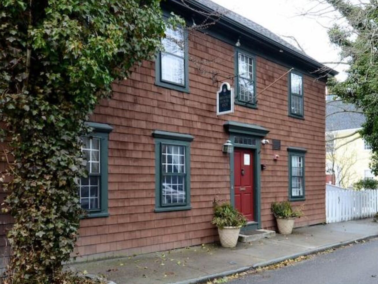 Picture of Inns of Newport