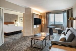 Picture of Sheraton Suites Wilmington Downtown