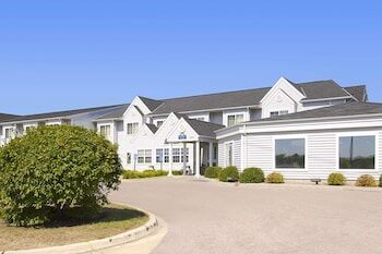 Picture of Days Inn by Wyndham Faribault