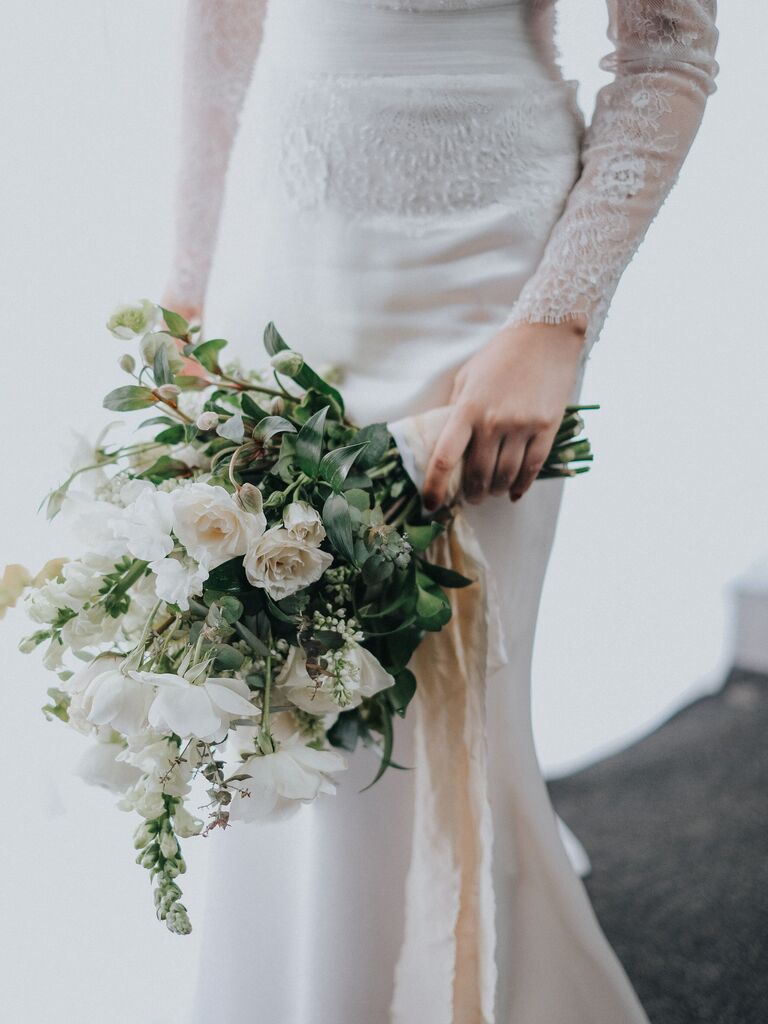simple white and green fall wedding bouquet