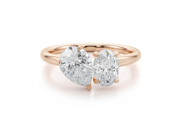 lab grown diamond engagement ring