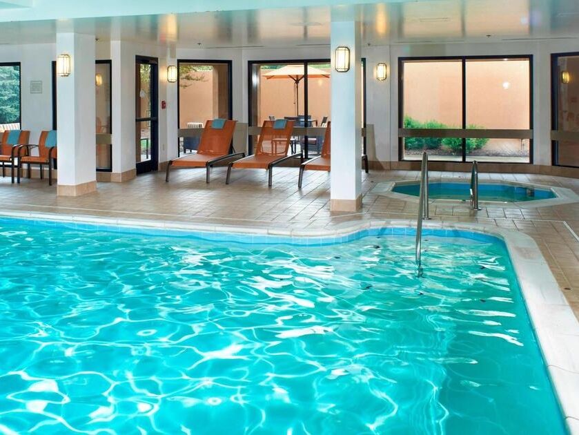 Picture of Courtyard by Marriott Cleveland Airport North