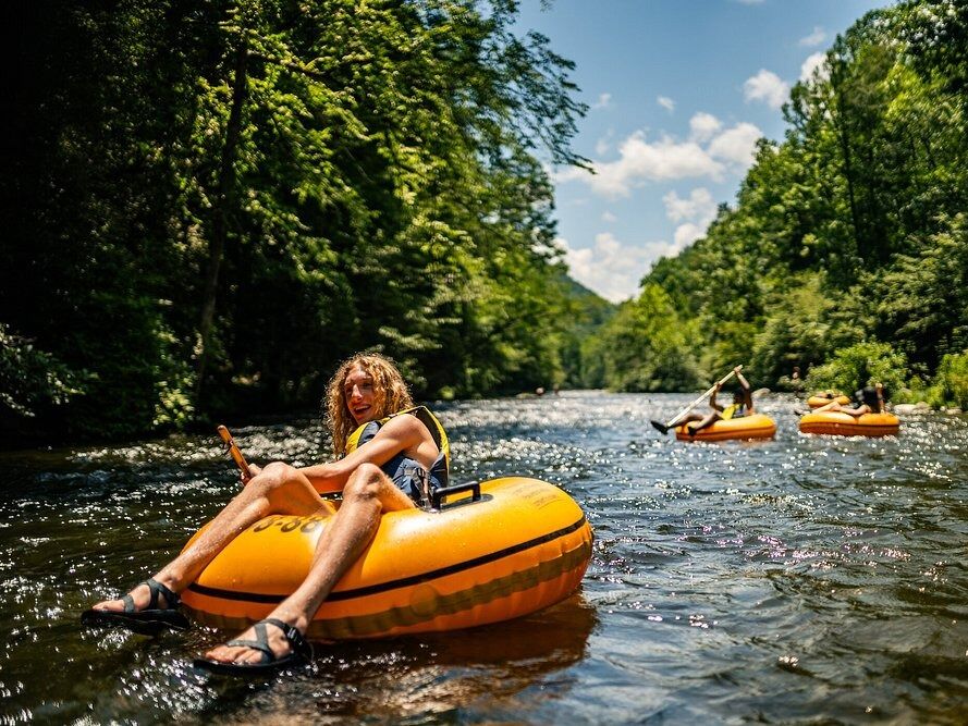 Picture of Smoky Mountain River Rat Main Tubing Outpost