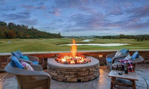 Picture of Great Smokies Lodge Sevierville by HelloVacay