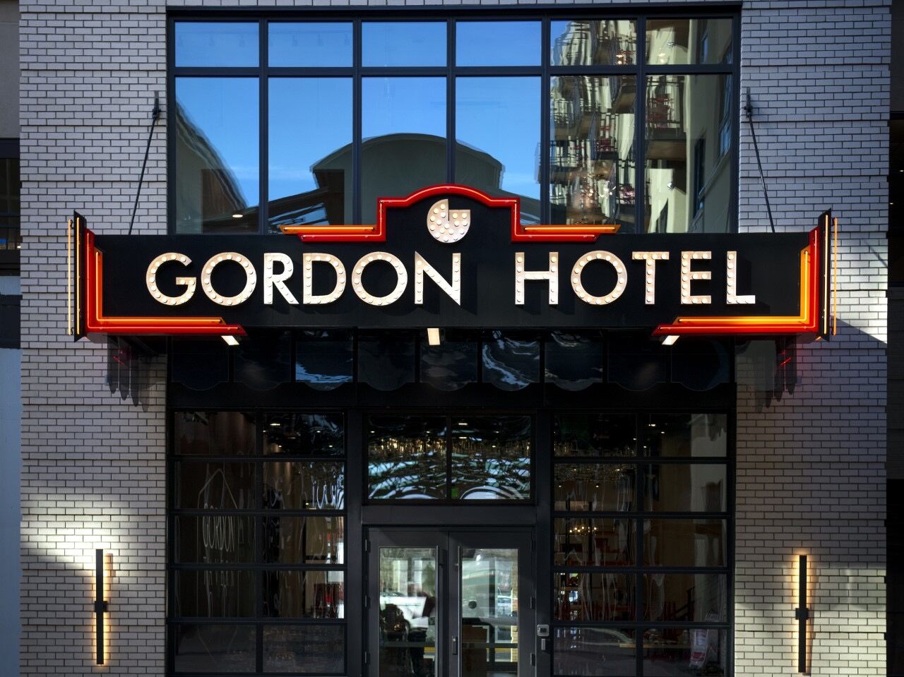 Picture of The Gordon Hotel