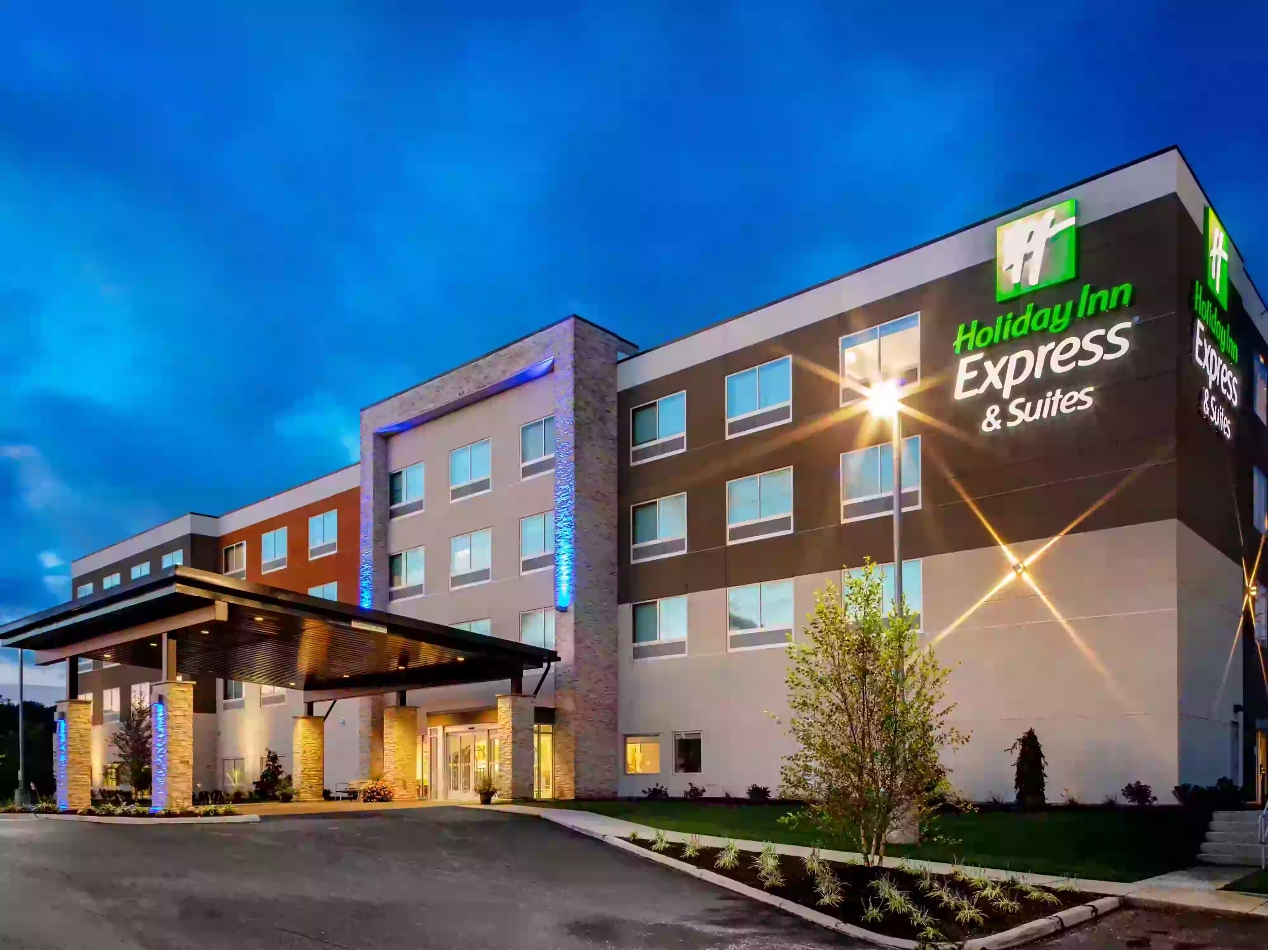 Picture of Holiday Inn Express & Suites Madison