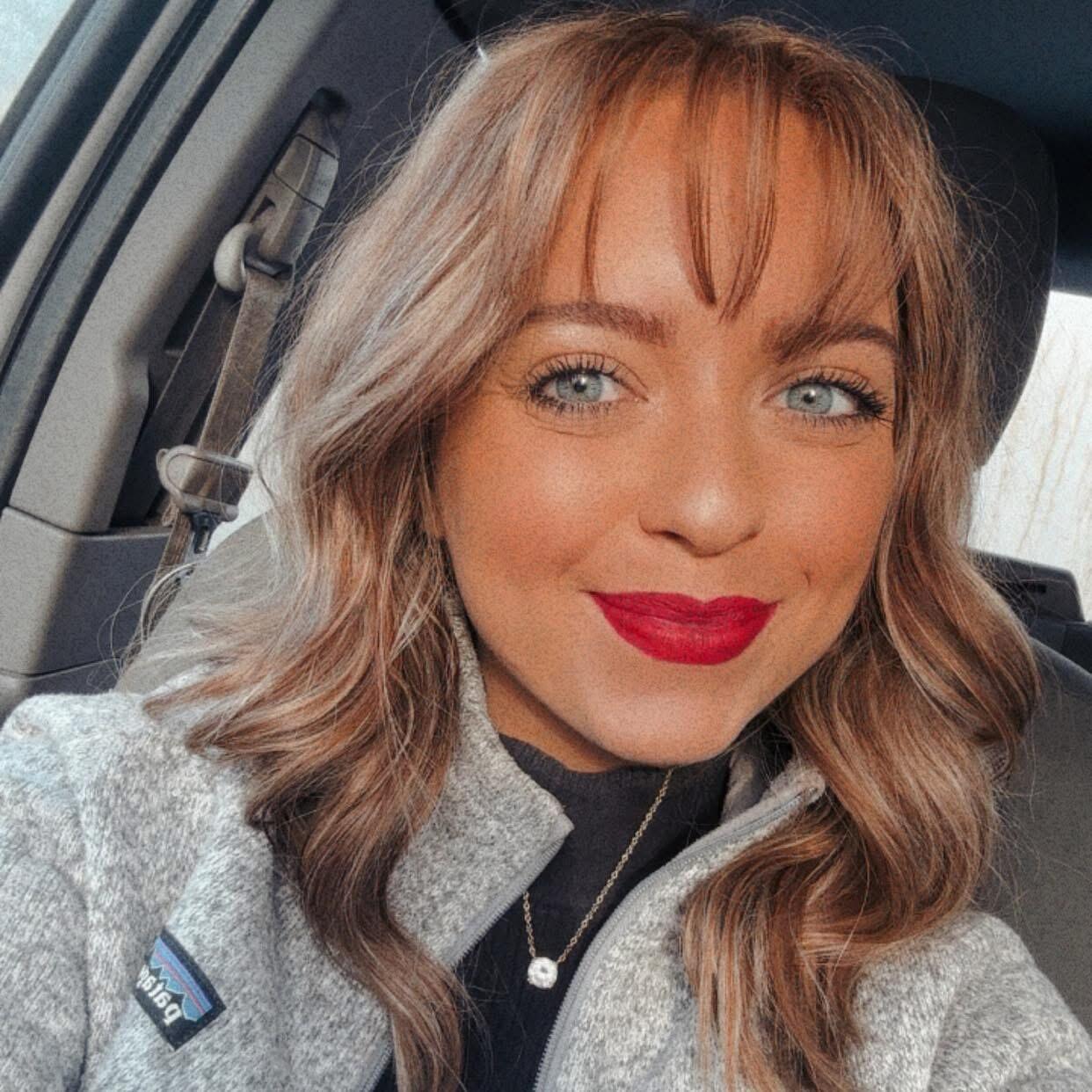 Anna Lominick