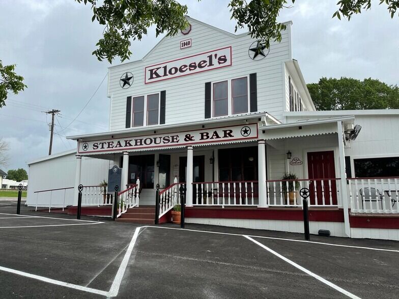 Picture of Kloesel's Steakhouse & Bar