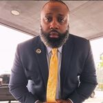 Dr. Derrick Estes