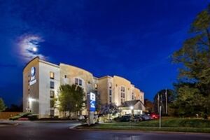 Picture of Best Western Louisville East Inn & Suites