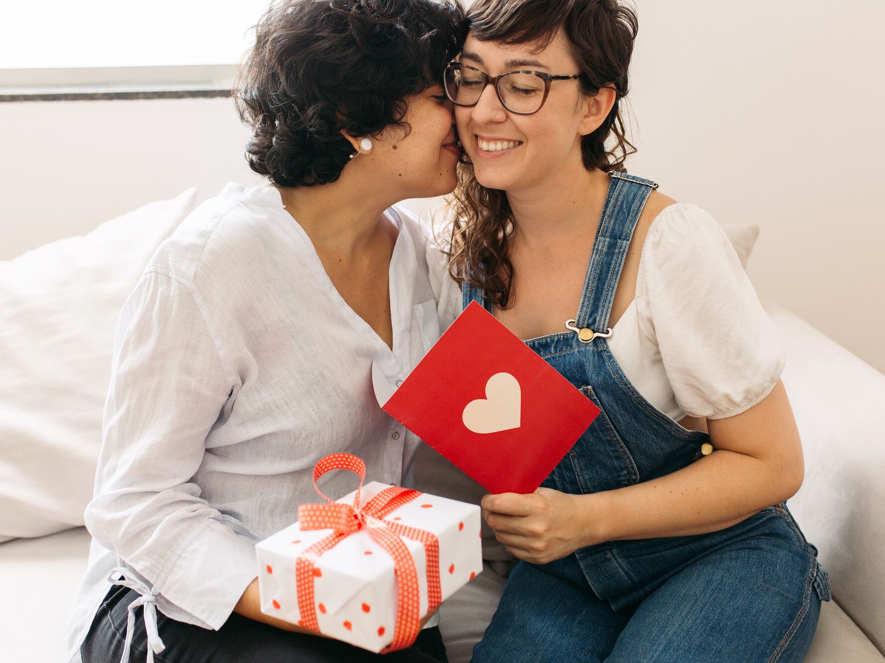 valentine's day couple what to write in a valentine's day card
