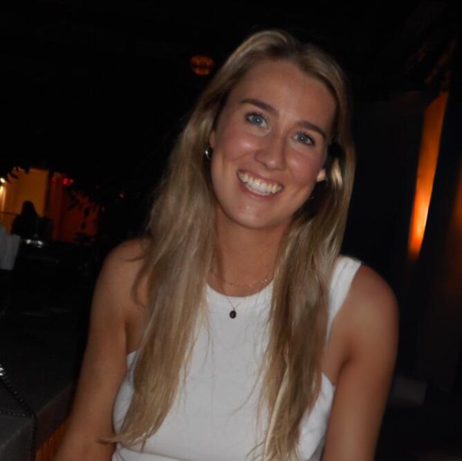 Lauren Travers