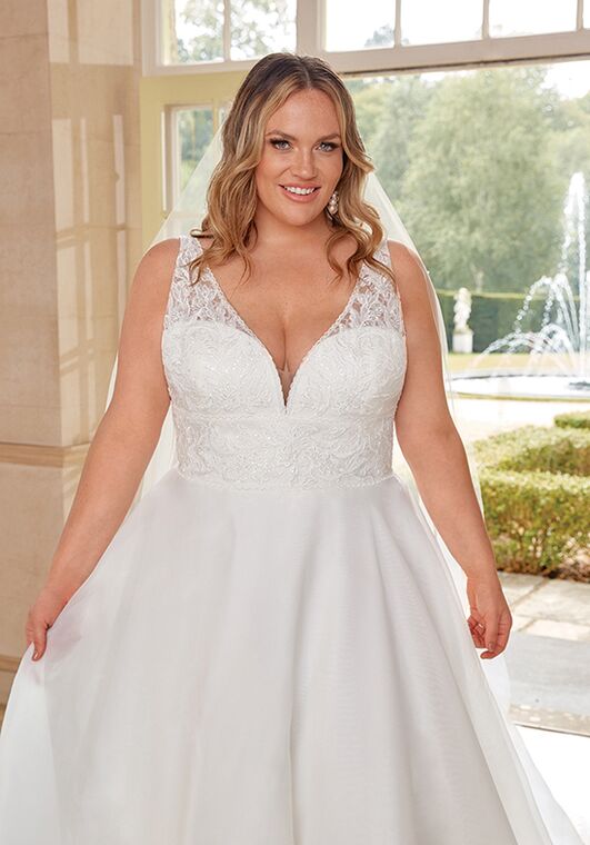 Sincerity Bridal 44262 Ball Gown Wedding Dress - 7