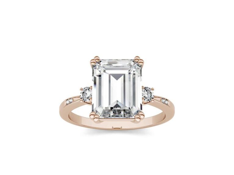 moissanite engagement ring 