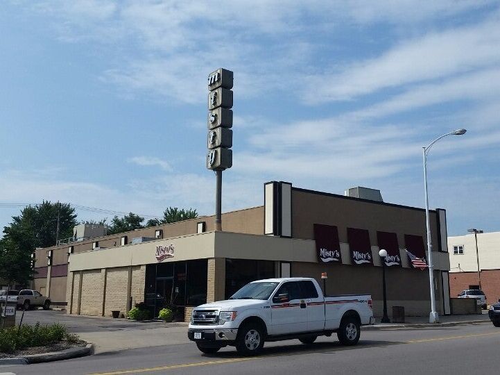 Picture of Misty's Restaurant & Lounge