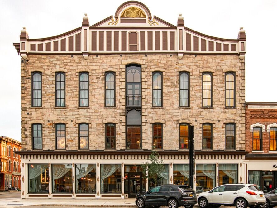 Picture of Bent's Opera House Hotel