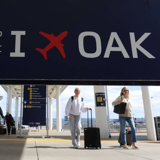 Picture of Oakland International Airport