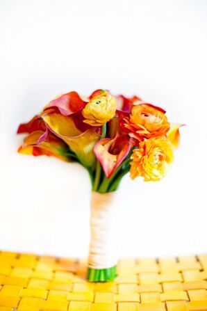 Red and Orange Bridesmaid Bouquets