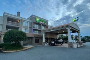 Picture of Holiday Inn Express Tifton an IHG Hotel