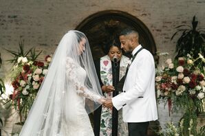 Classic Lace-Trimmed Blusher Veil