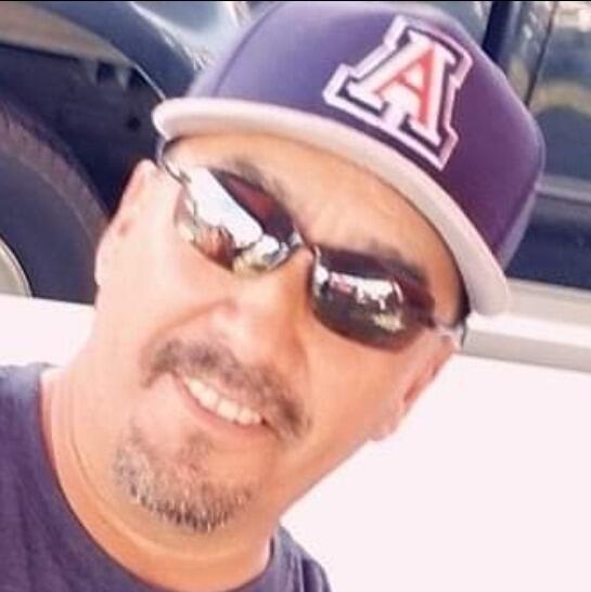 Rey Robles Sr.